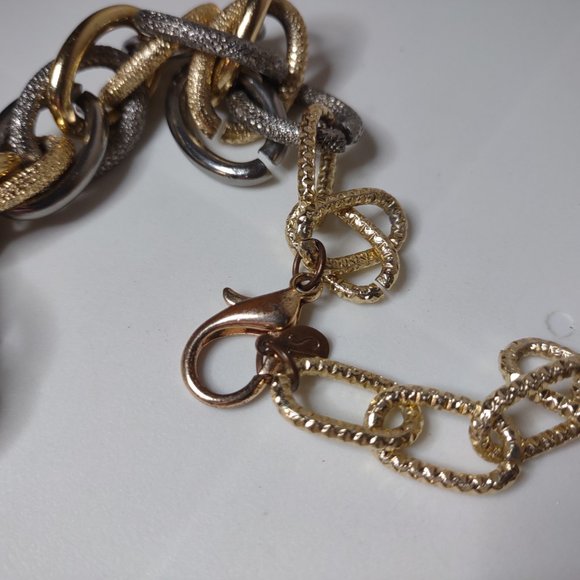 Two Tone Lightweight Large Chain Link Necklace 22.5 Inches Long - Picture 10 of 12